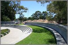 Kings Park &ndash; whispering wall